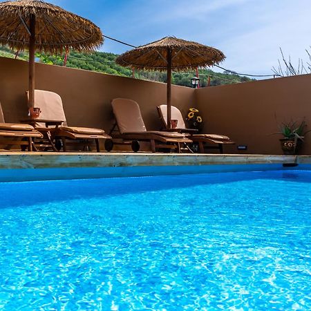 Countryhouse Villa With Pool & Private Parking Heraklion  Bagian luar foto