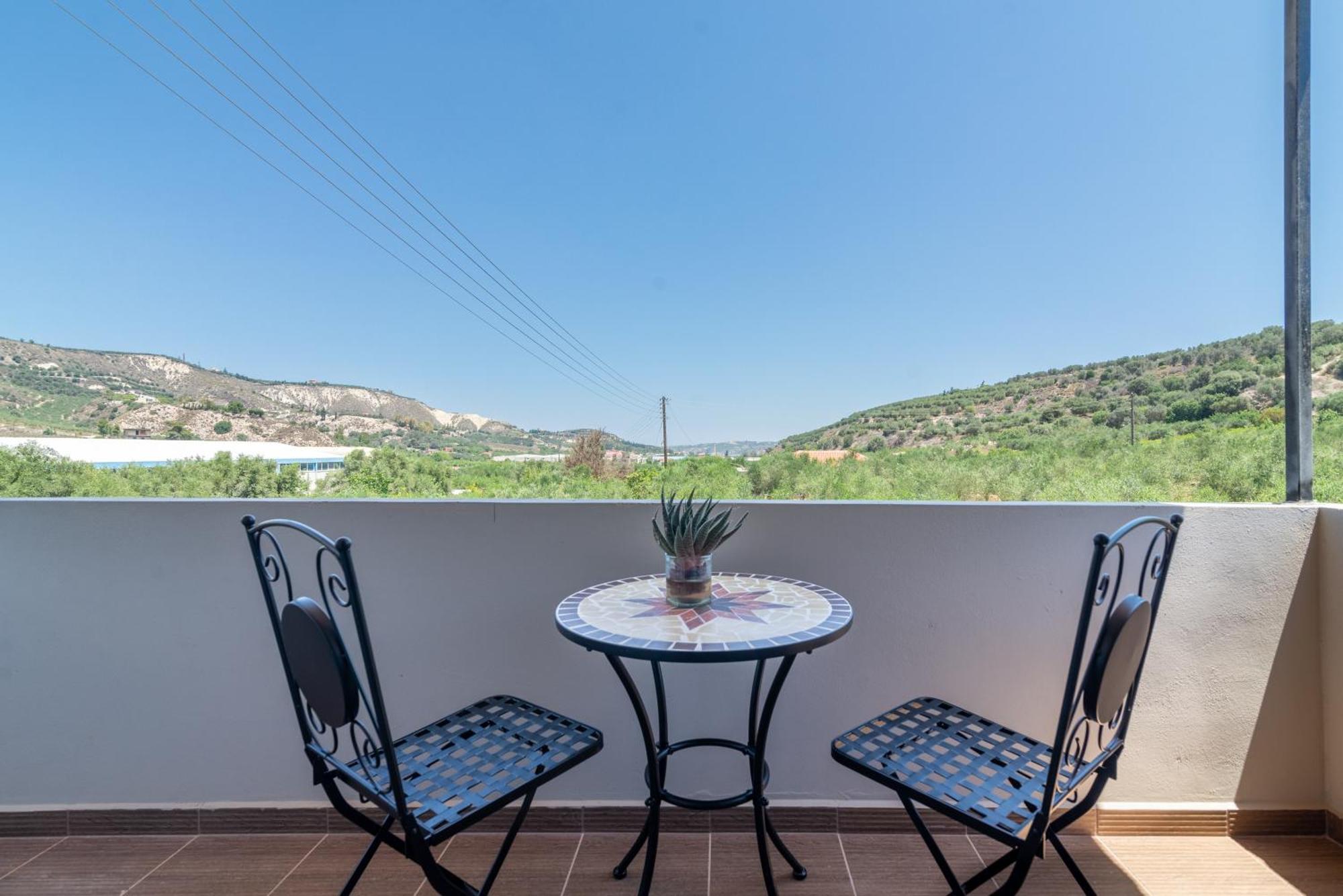 Countryhouse Villa With Pool & Private Parking Heraklion  Bagian luar foto