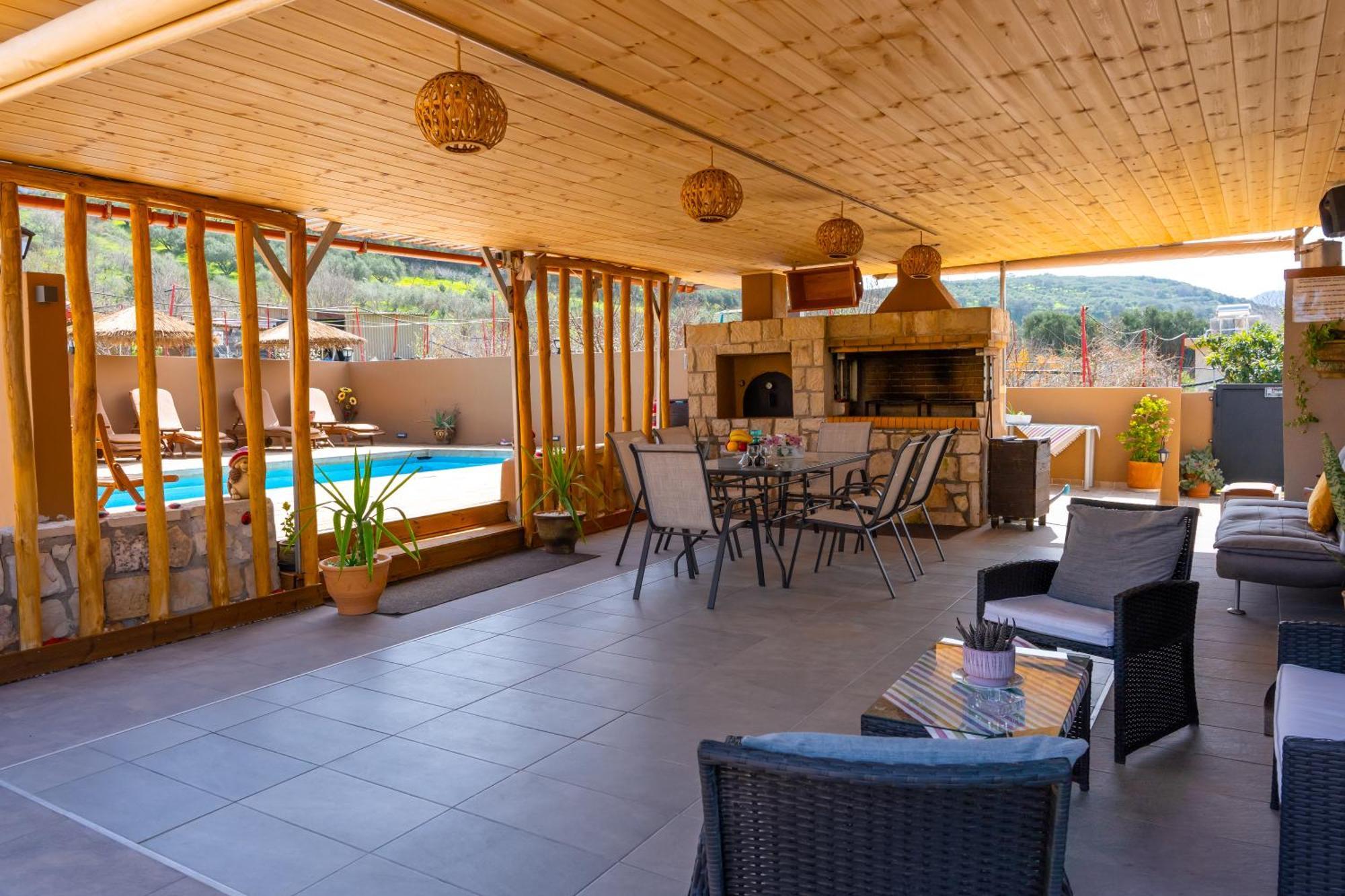 Countryhouse Villa With Pool & Private Parking Heraklion  Bagian luar foto